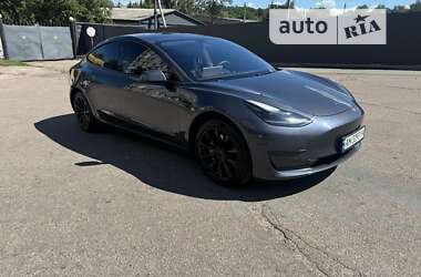 Седан Tesla Model 3 2021 в Житомирі