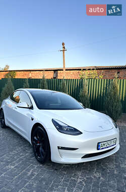 Седан Tesla Model 3 2020 в Киеве