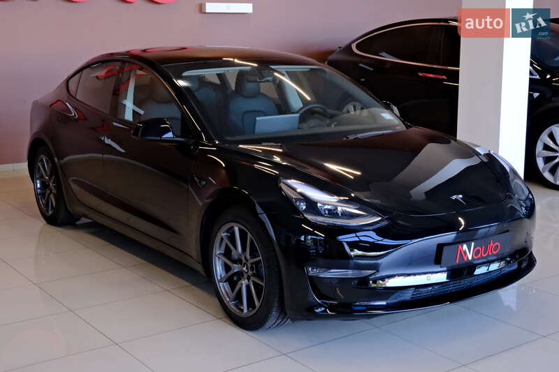 Седан Tesla Model 3 2021 в Одесі фото 3 Седан Tesla Model 3 2021 в Одесі