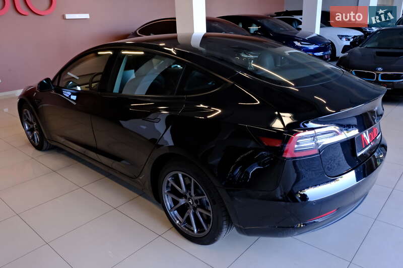 Седан Tesla Model 3 2021 в Одесі фото 15 Седан Tesla Model 3 2021 в Одесі