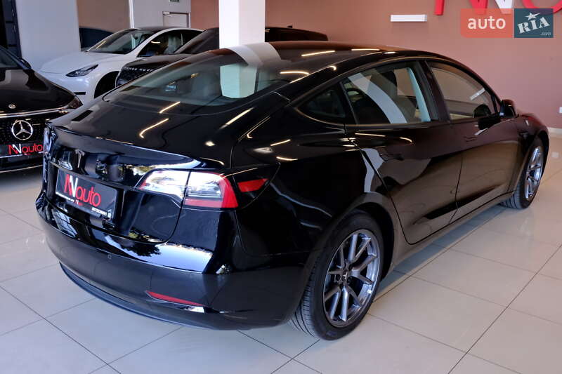 Седан Tesla Model 3 2021 в Одесі фото 22 Седан Tesla Model 3 2021 в Одесі