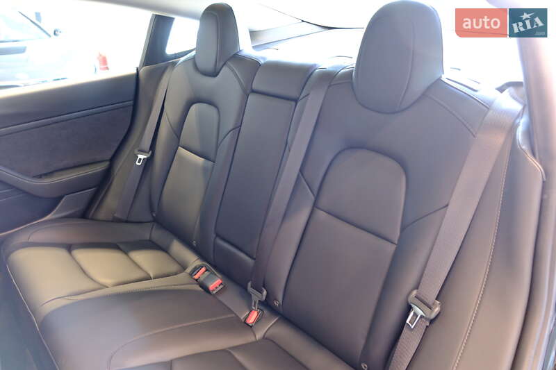 Седан Tesla Model 3 2021 в Одесі фото 26 Седан Tesla Model 3 2021 в Одесі