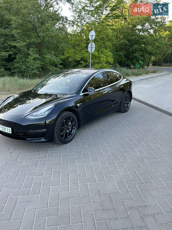 Седан Tesla Model 3 2018 в Запорожье фото 3 Седан Tesla Model 3 2018 в Запорожье