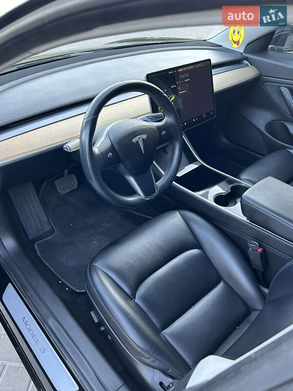 Седан Tesla Model 3 2018 в Запорожье фото 5 Седан Tesla Model 3 2018 в Запорожье