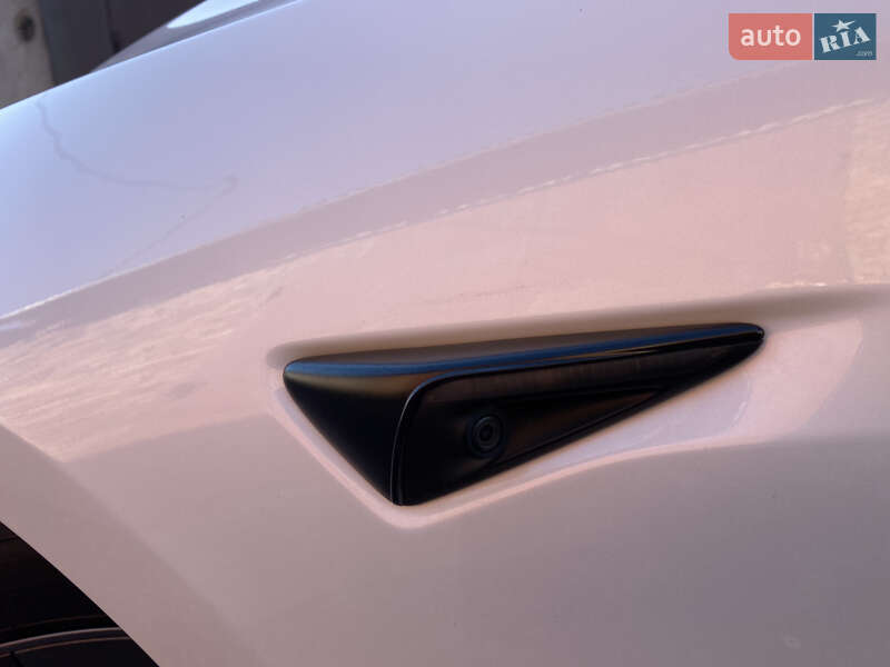 Седан Tesla Model 3 2021 в Хмельницькому