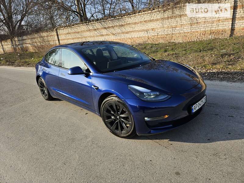 Седан Tesla Model 3 2021 в Запоріжжі