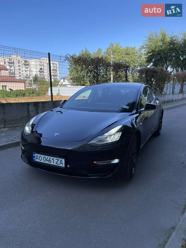 Седан Tesla Model 3 2019 в Києві
