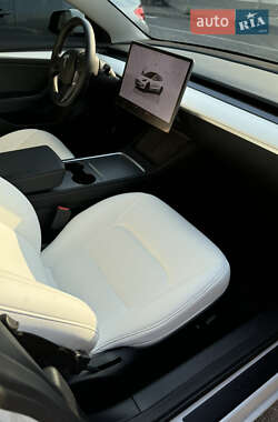Седан Tesla Model 3 2022 в Киеве фото 3 Седан Tesla Model 3 2022 в Киеве