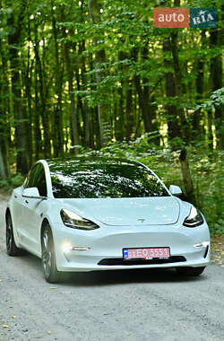 Седан Tesla Model 3 2019 в Луцке