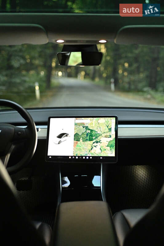 Седан Tesla Model 3 2019 в Луцке фото 20 Седан Tesla Model 3 2019 в Луцке