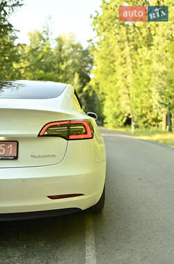 Седан Tesla Model 3 2019 в Луцьку