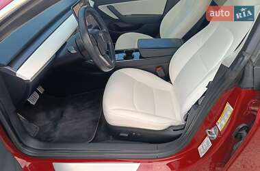 Седан Tesla Model 3 2018 в 
