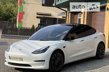 Седан Tesla Model 3 2021 в Києві