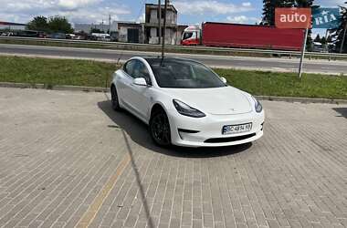 Седан Tesla Model 3 2019 в Пустомитах