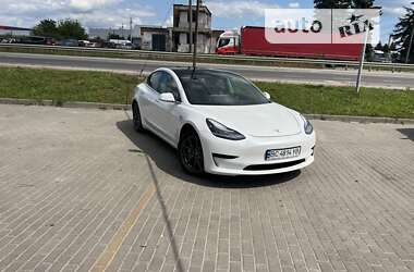 Седан Tesla Model 3 2019 в Пустомитах