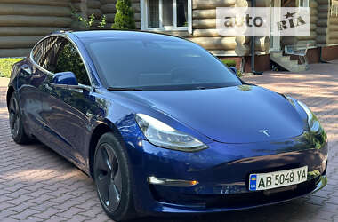 Седан Tesla Model 3 2018 в Вінниці