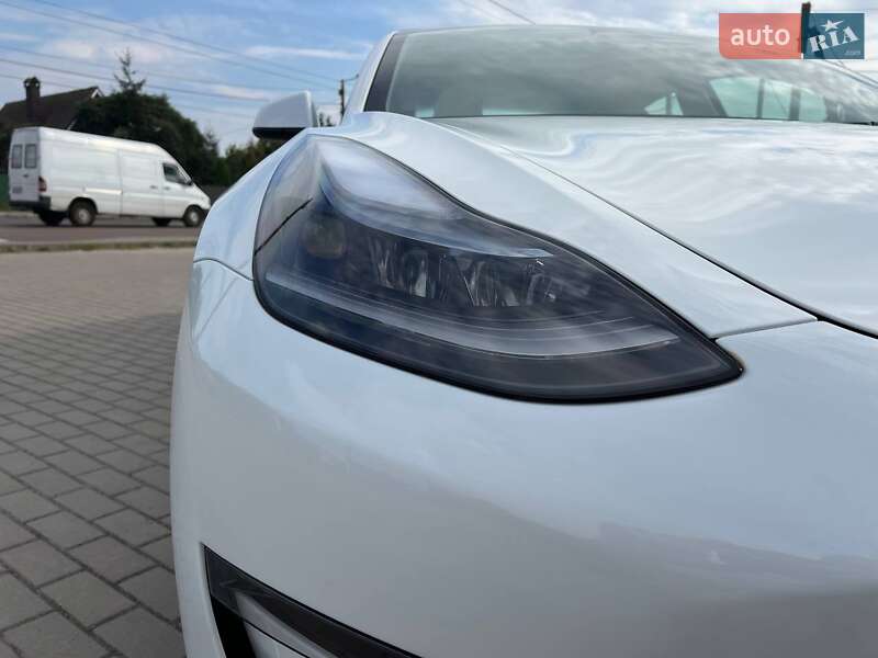 Седан Tesla Model 3 2023 в Житомирі фото 15 Седан Tesla Model 3 2023 в Житомирі
