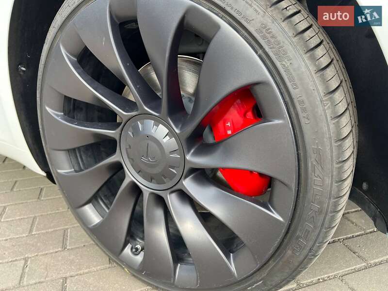 Седан Tesla Model 3 2023 в Житомирі фото 18 Седан Tesla Model 3 2023 в Житомирі