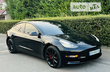 Седан Tesla Model 3 2020 в Одессе