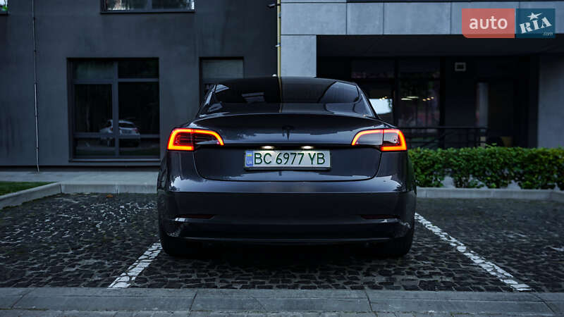 Седан Tesla Model 3 2019 в Львові фото 5 Седан Tesla Model 3 2019 в Львові
