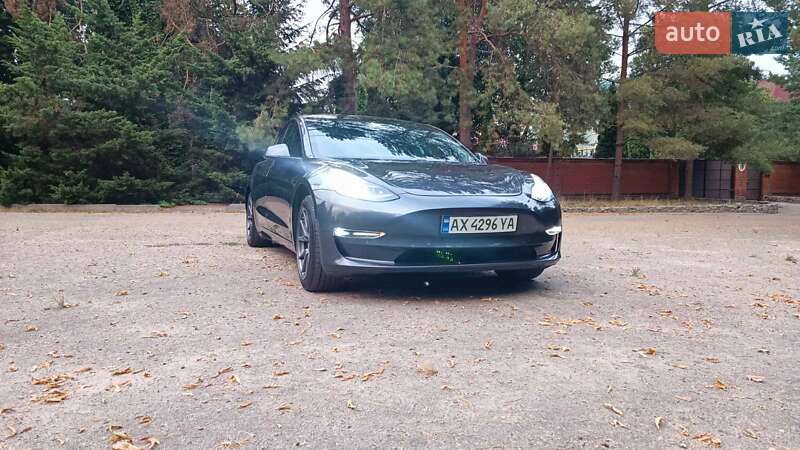 Седан Tesla Model 3 2018 в Харькове