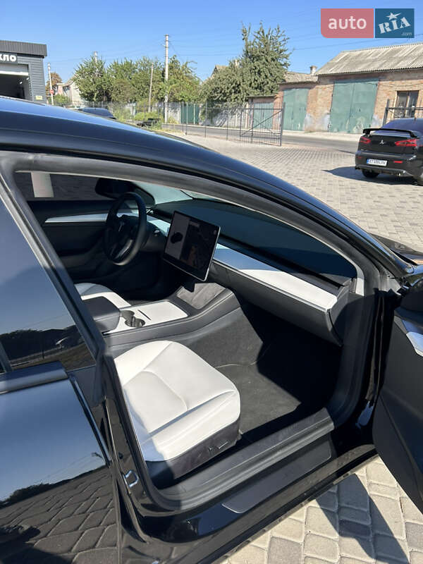 Седан Tesla Model 3 2021 в Білій Церкві