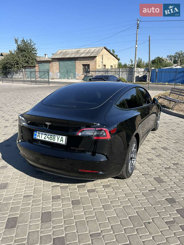 Седан Tesla Model 3 2021 в Білій Церкві