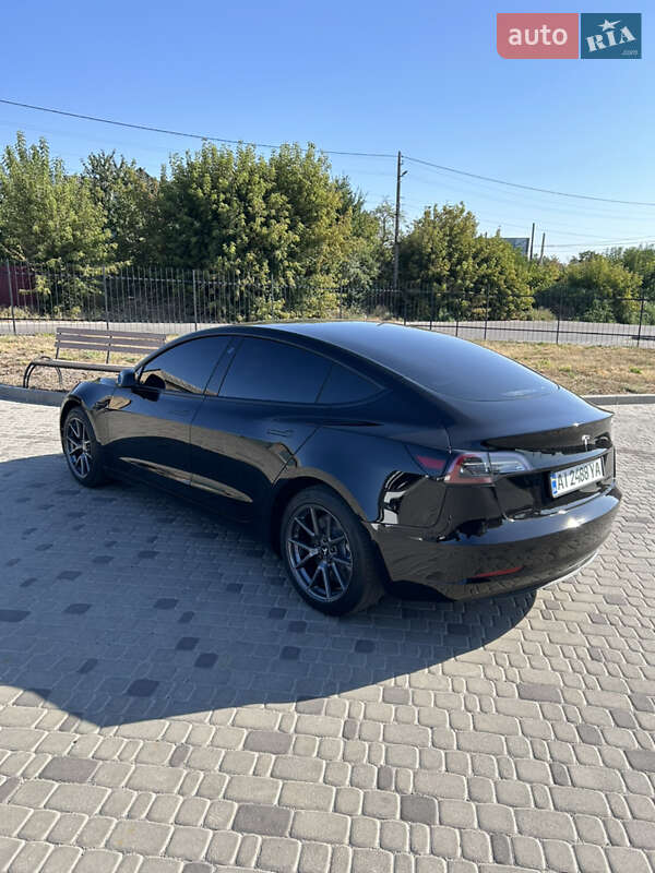Седан Tesla Model 3 2021 в Білій Церкві