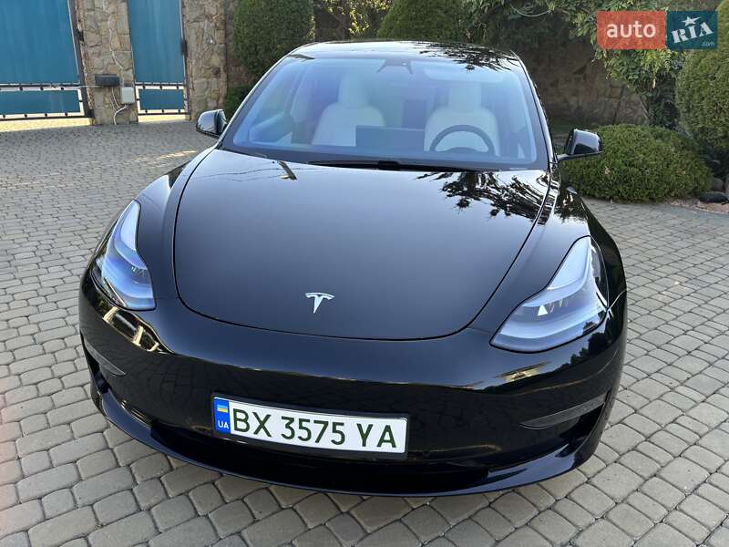 Седан Tesla Model 3 2020 в Тернополе фото 10 Седан Tesla Model 3 2020 в Тернополе