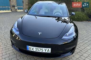 Седан Tesla Model 3 2020 в Тернополі