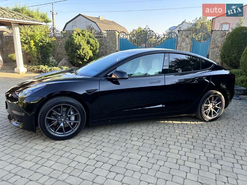 Седан Tesla Model 3 2020 в Тернополе фото 9 Седан Tesla Model 3 2020 в Тернополе