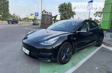 Седан Tesla Model 3 2019 в Білогородці