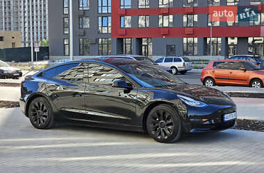 Седан Tesla Model 3 2019 в Киеве