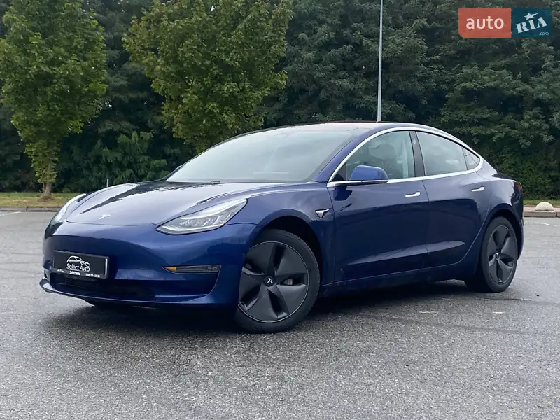 Седан Tesla Model 3 2018 в 