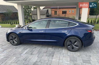Седан Tesla Model 3 2018 в Хусте