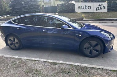 Седан Tesla Model 3 2019 в Києві