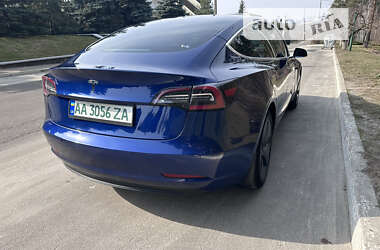 Седан Tesla Model 3 2019 в Києві