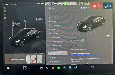 Седан Tesla Model 3 2020 в 