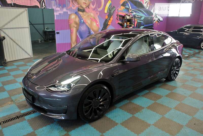 Седан Tesla Model 3 2021 в Києві