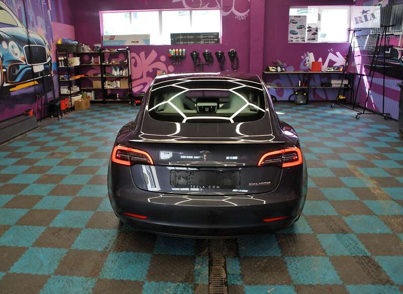 Седан Tesla Model 3 2021 в Києві