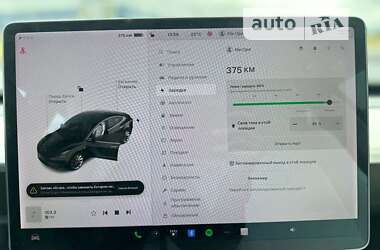 Седан Tesla Model 3 2018 в Львове