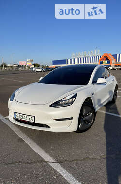 Седан Tesla Model 3 2018 в Одессе