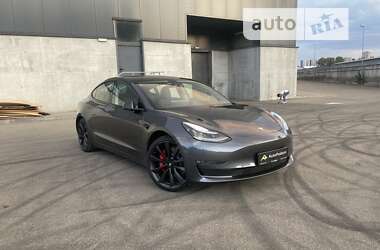 Седан Tesla Model 3 2020 в Киеве