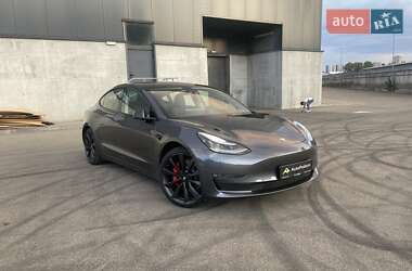 TESLA MODEL 3 2020