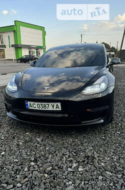 Седан Tesla Model 3 2021 в Володимир-Волинському