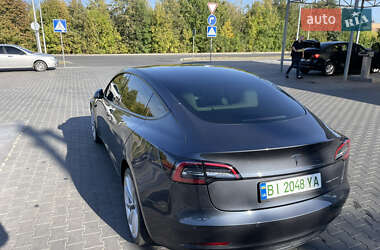Седан Tesla Model 3 2021 в Полтаві