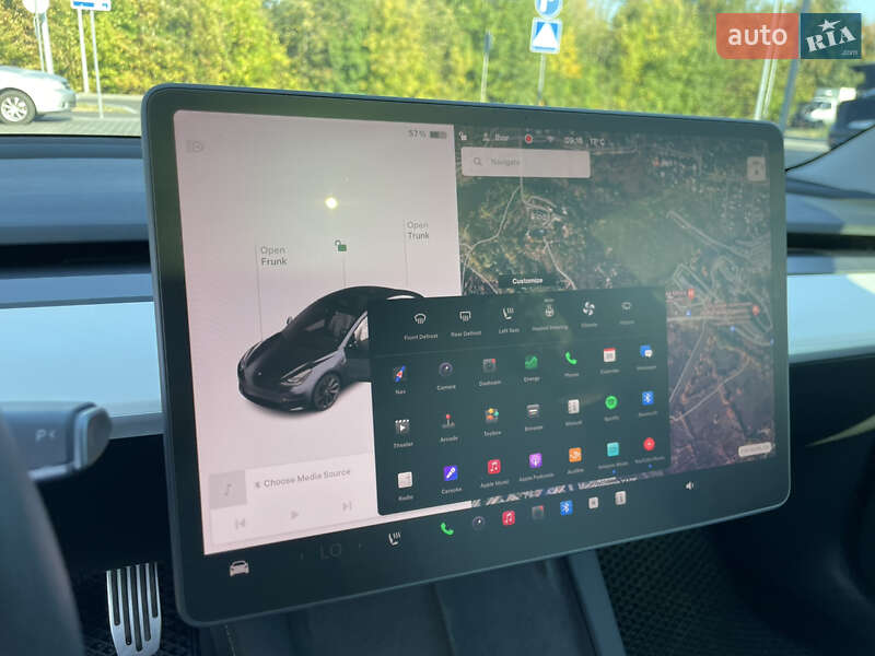 Седан Tesla Model 3 2021 в Полтаві