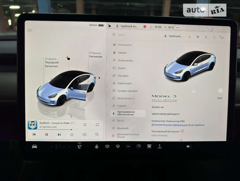 Седан Tesla Model 3 2023 в Києві
