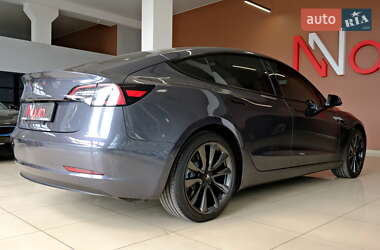 Седан Tesla Model 3 2021 в Одессе