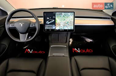 Седан Tesla Model 3 2021 в Одессе
